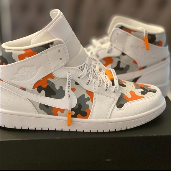 Custom camo jordan 1’s - Picture 2 of 8